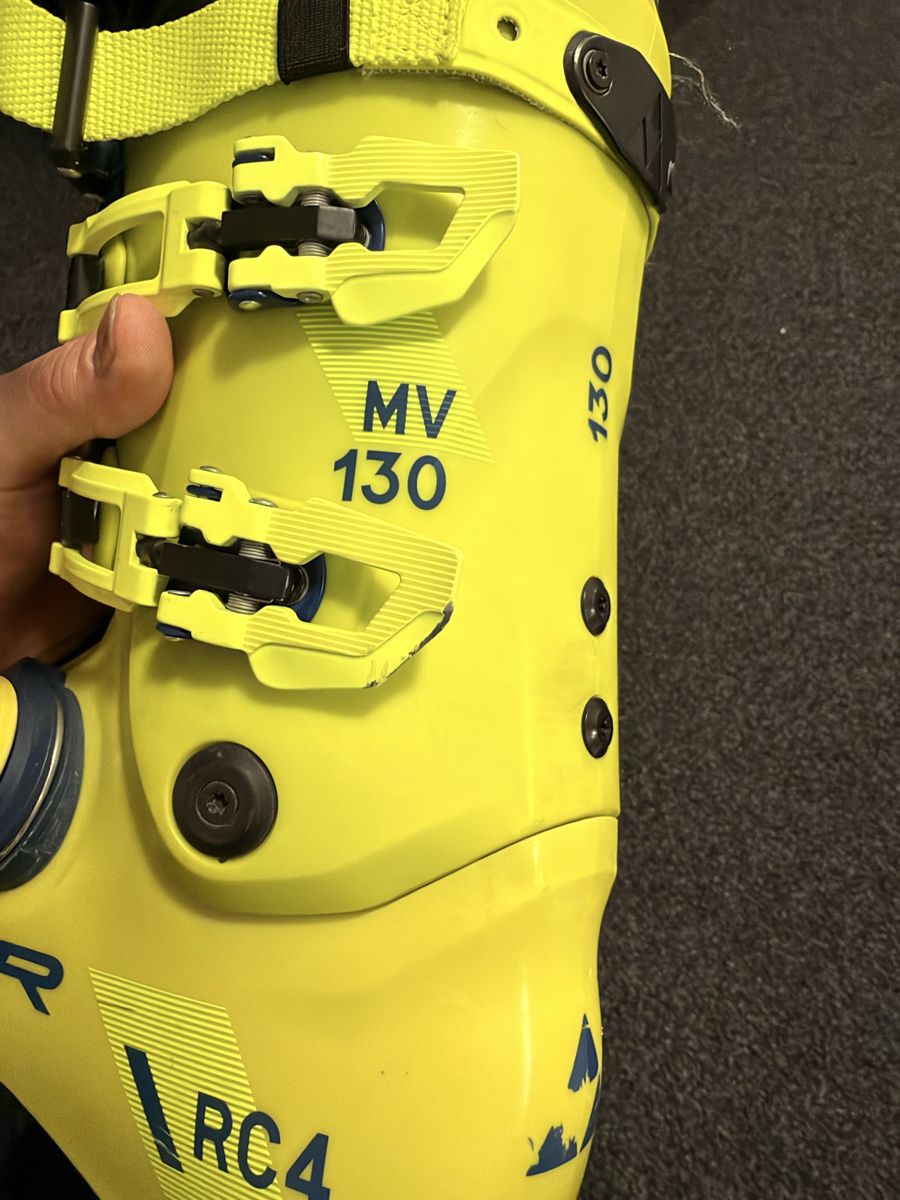 Fischer Scarpe da uomo: Fischer RC4 MV 130 Skischuhe  – Usato da flawil venduto da yt8978 3