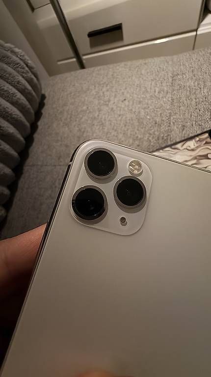 Telefoni cellulari / Smartphones: iPhone 11 Pro 256 GB, Silber – Usato da Dübendorf venduto da glori_b 2