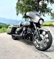 HARLEY-DAVIDSON FLHXS Street Glide Special 114 Bündnerbike