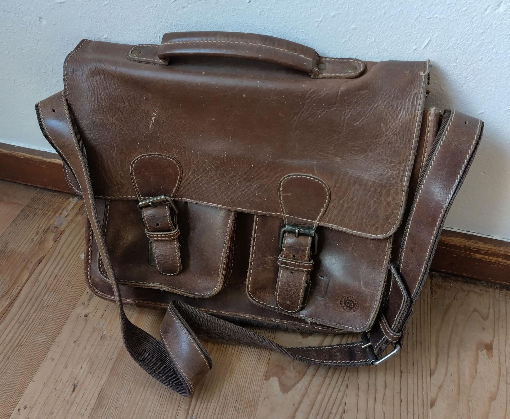 Valigie & Borse: Klassische Lehrertasche/Studententasche Echtleder – Usato da Zürich venduto da ValeSp
