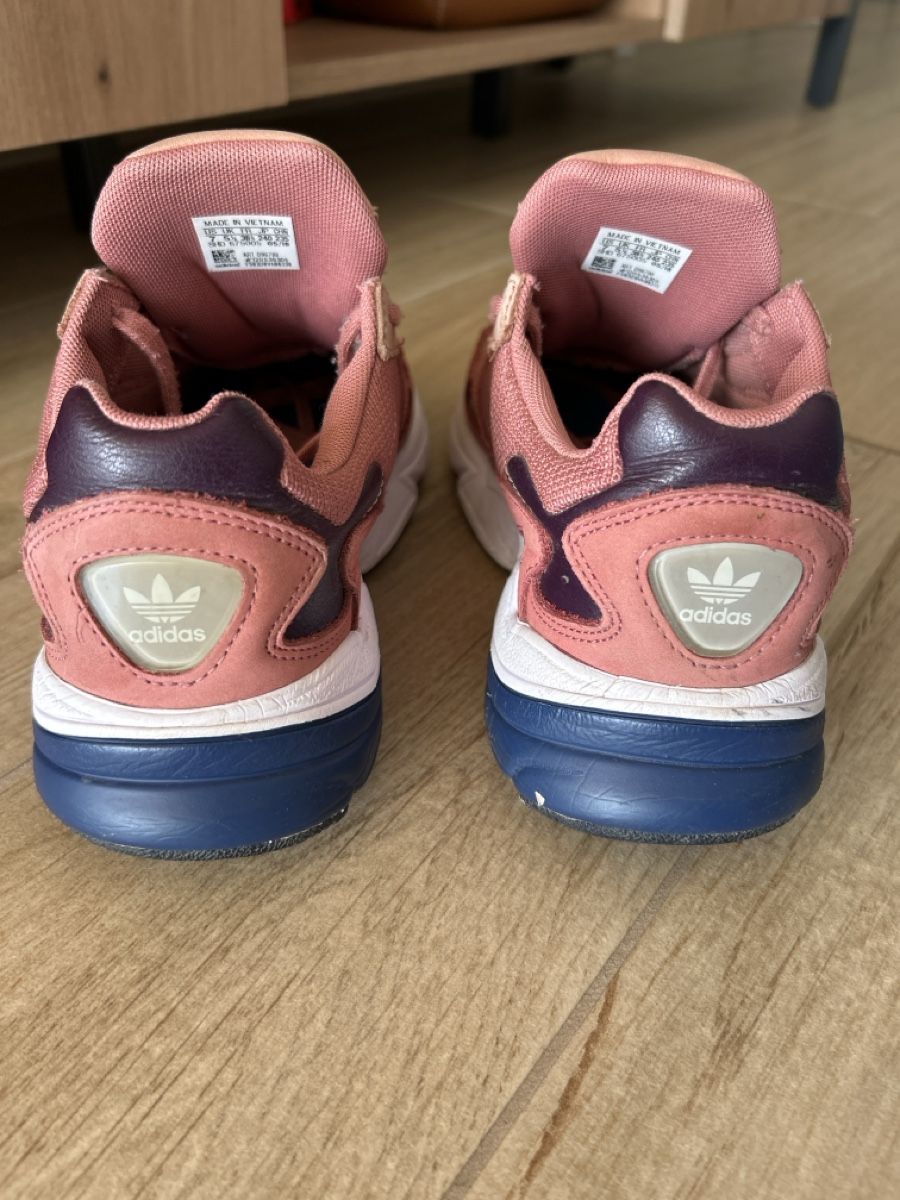 Adidas Scarpe da donna: Basket Adidas Saumon – Usato da Meyrin venduto da pb__8xhx 3