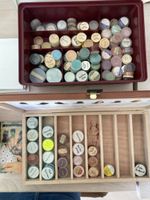 Lot de peintures sur porcelaine