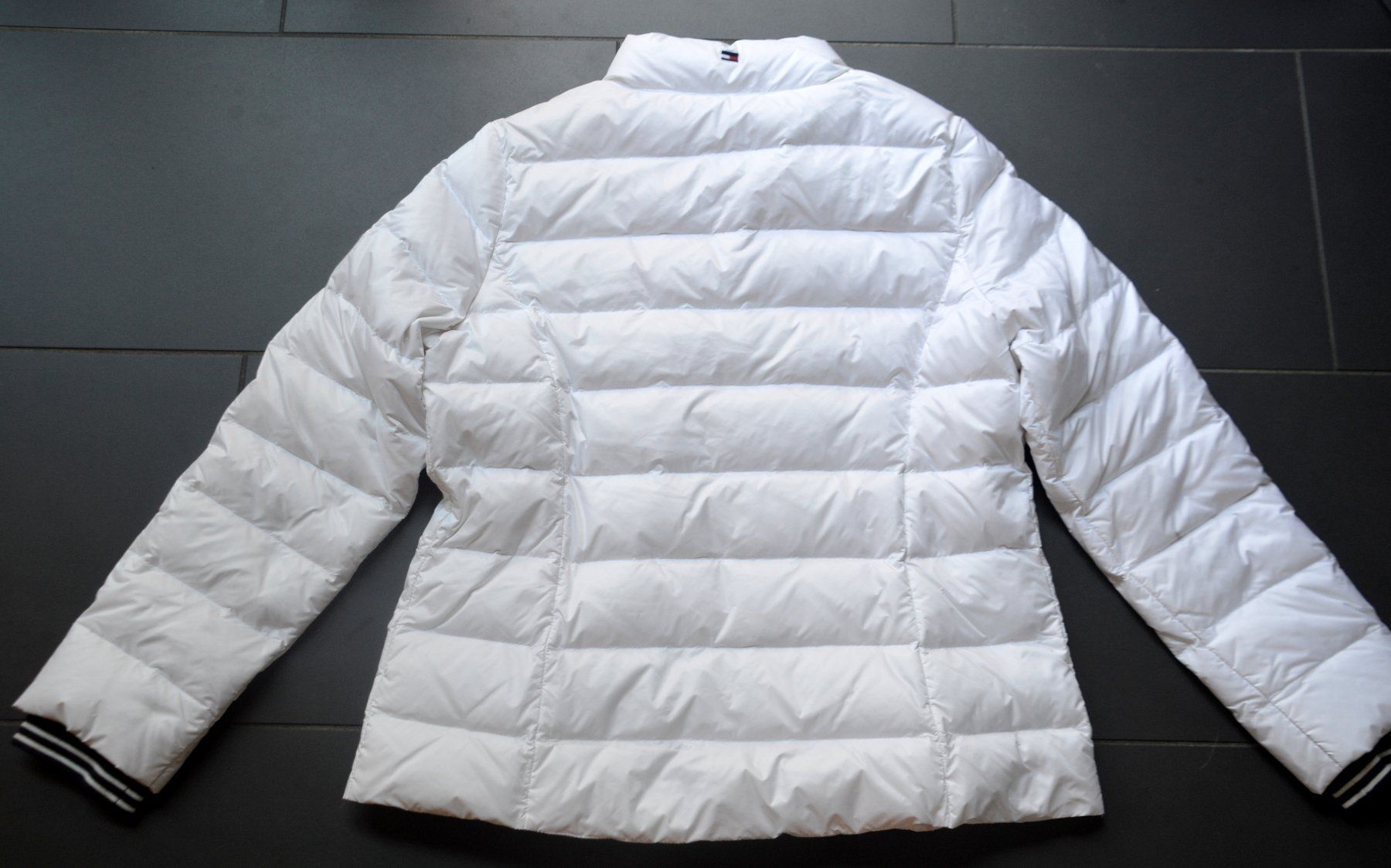 Tommy Hilfiger Giacche: Daunenjacke Tommy Hilfiger doudoune .L – Usato da Collonges venduto da arashee 2