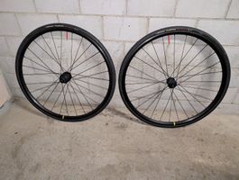 Mavic Open Disc inkl. Bereifung Vittoria Rubino