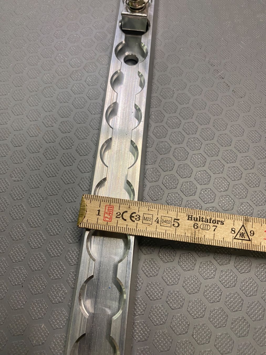 Tutti gli attrezzi: Zurrschiene mit Fittingen – Usato da Wabern venduto da HK-Design 6