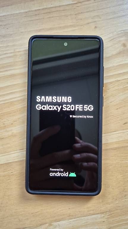 Handys / Smartphones: Samsung Galaxy S20 FE 5G – Gebraucht aus Unterentfelden von Isi_86
