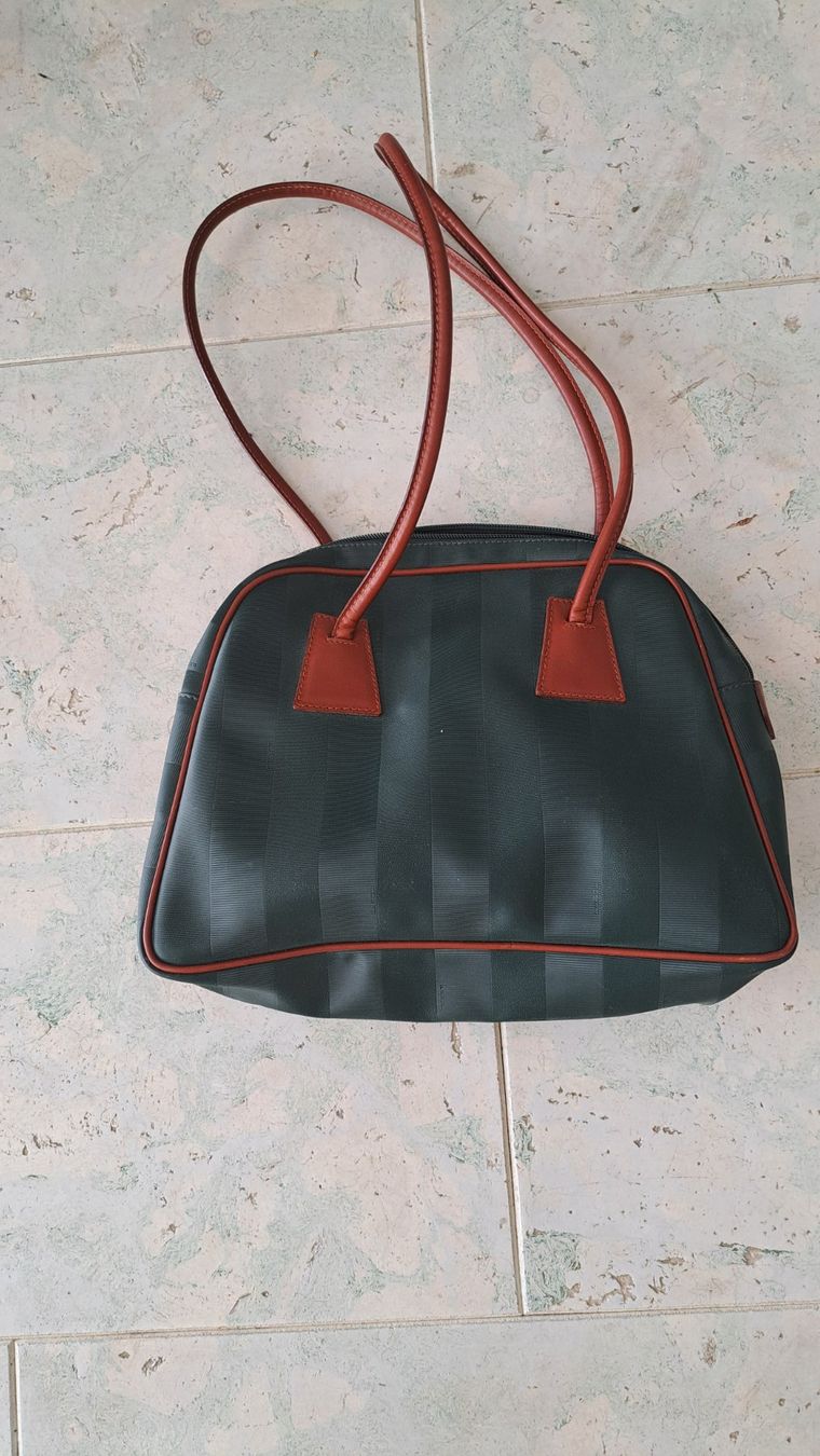 Fendi Borse da donna: Fendi Handtasche – Usato da Pfäffikon ZH venduto da Valsangiaccomo 1