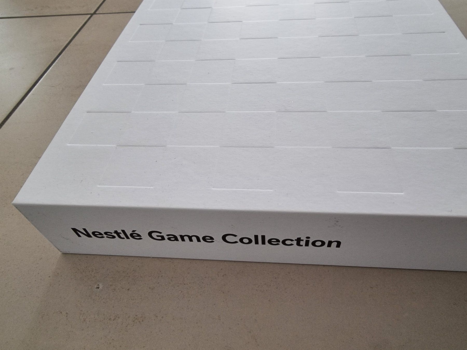 Giochi: Nestlé Game Collection Brettspiel Backgammon Schach Dame – Usato da Tafers venduto da JP911 1