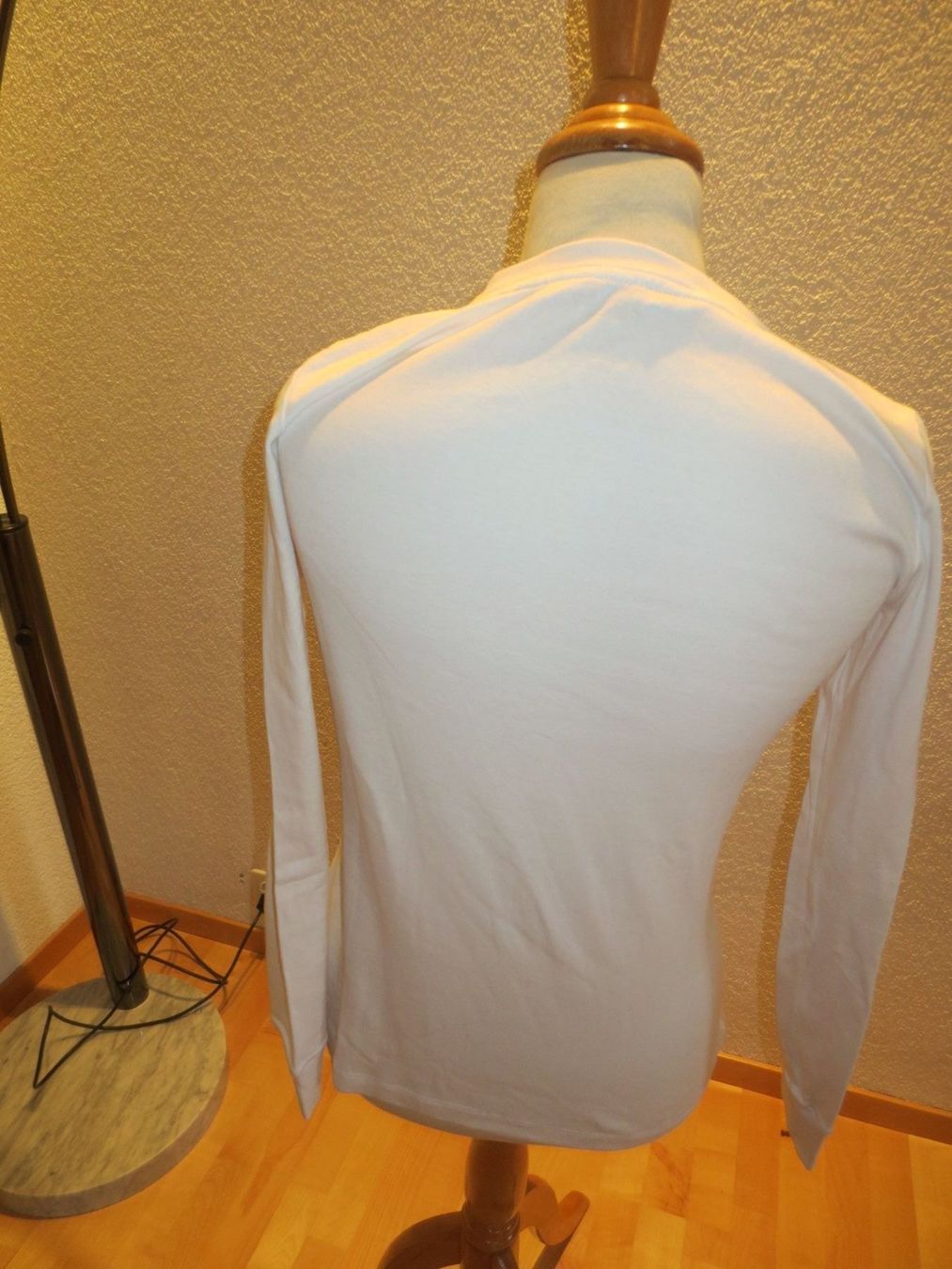 T-Shirts: Eddie Bauer TShirt Gr. M entsp. Gr. 40 – Gebraucht aus Männedorf von Livingston 1
