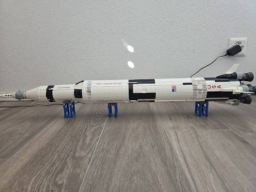Lego Kit di costruzioni: Fusée lego Saturne 5 – Usato da Chavornay venduto da ivan_85 1