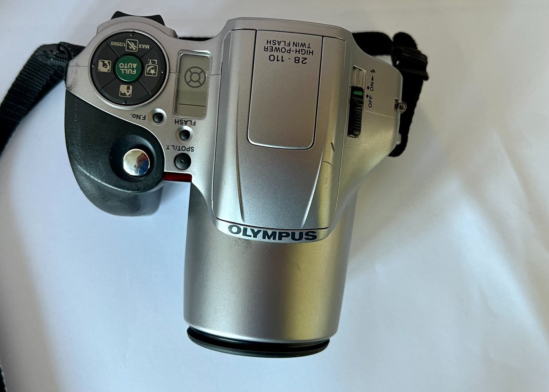 Olympus Kamera: Olympus iS 200 28-110 mit Twin Flash – Gebraucht aus Adliswil von MeDuMe 2