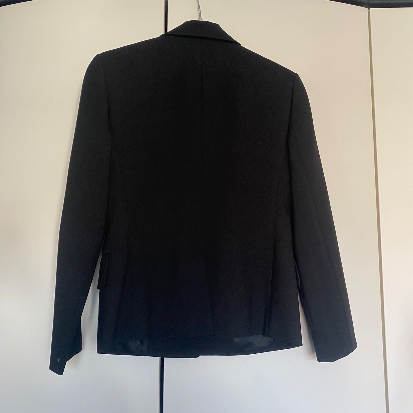 Benetton Giacche: Schwarzer Blazer von Benetton – Usato da Luzern venduto da champagnelaury 1
