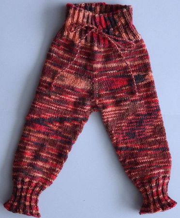 TAILLE 68 - HOSE NEU - HANDARBEIT