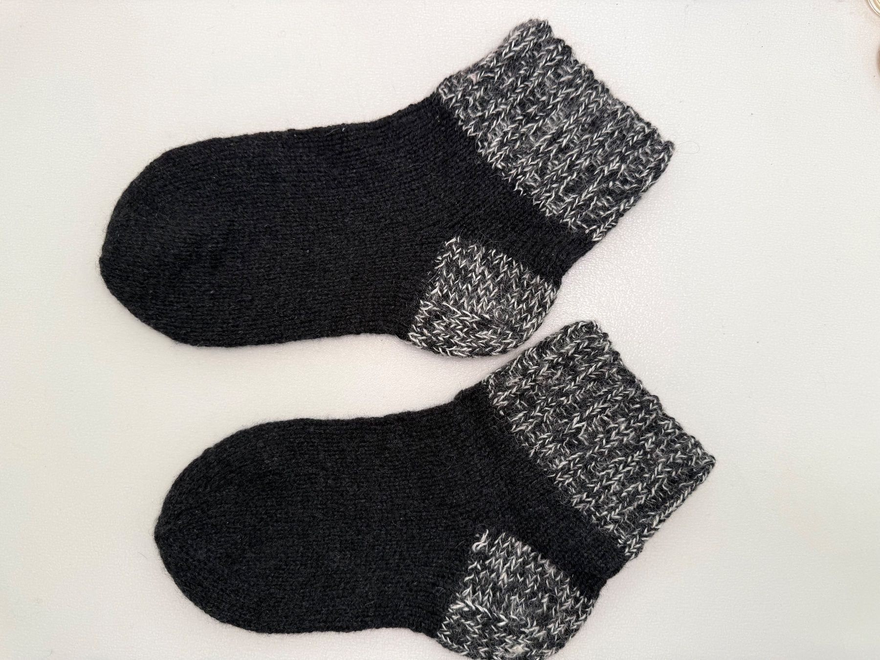 Calze: Cashmere 100%, Hand Made Knitted Socks Grey – Nuovo e nell'imballaggio originale da Lugano venduto da Luswre 2