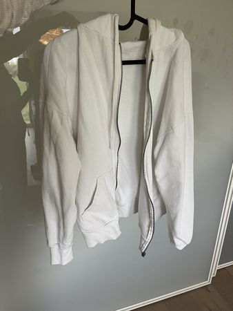 Weisser Kapuzenpullover mit Reissverschluss Grösse S