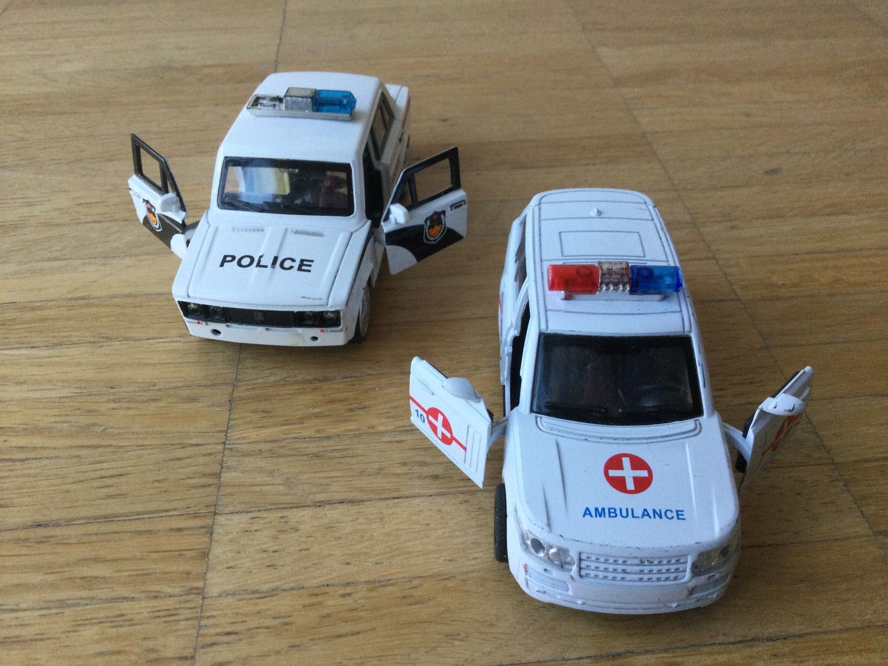 Giocattoli: Rückzug Dienst Autos – Usato da Zürich venduto da ShadowVorlon