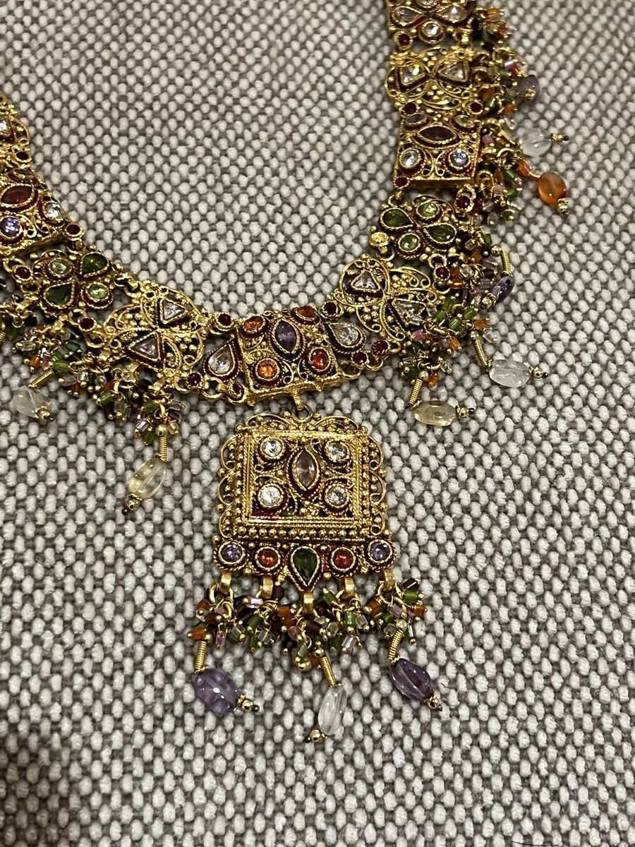 Ketten: Beautiful Indian Wedding Jewelry – Gebraucht aus Zürich von ralph__ 5
