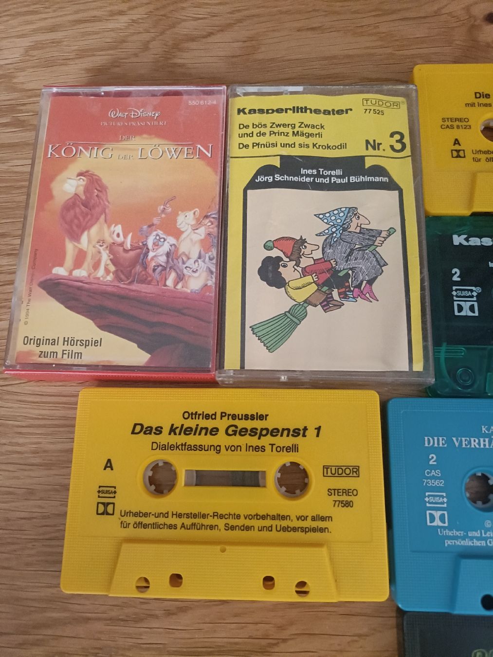 Cassettes audio: 10 KINDER KASETTEN KASPERLI, PINGU,SCHELLENURSLI,........ – D'occasion à Sargans par Polifemo58 2