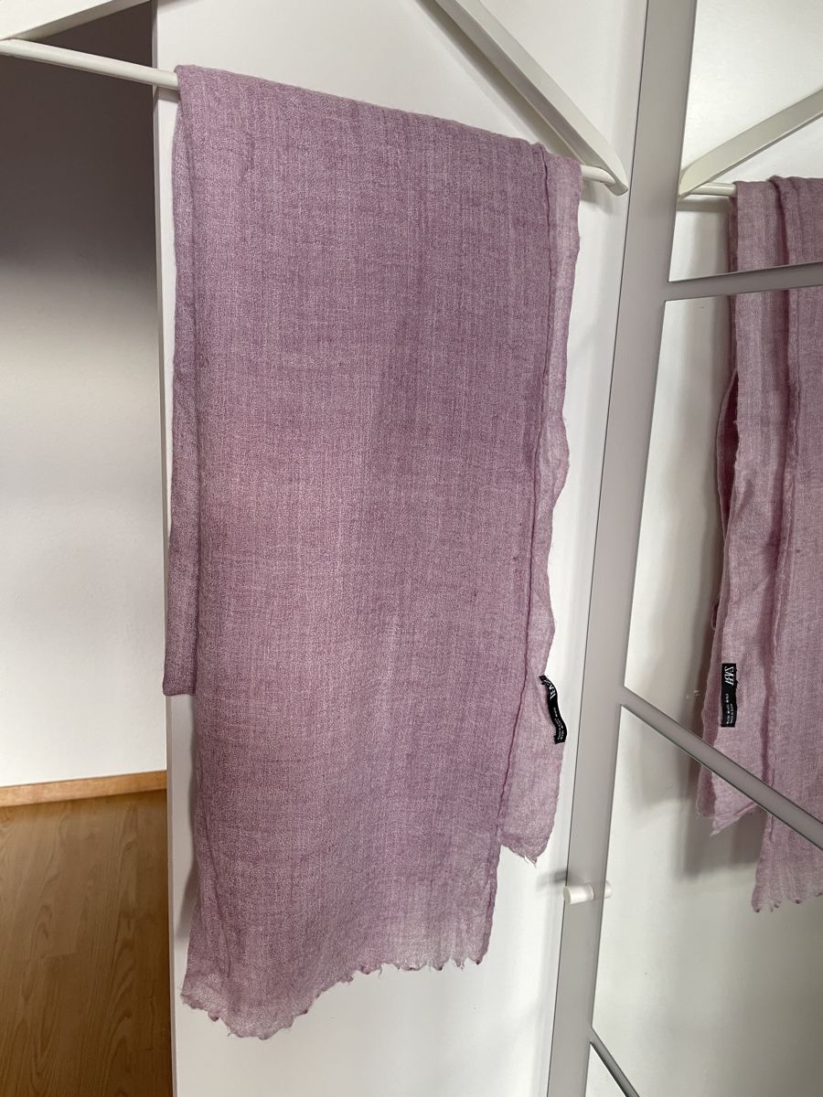 Zara Foulards, Tücher & Schals: Schal Frühling Zara, helles Lila – Gebraucht aus Münsingen von Secondhand89