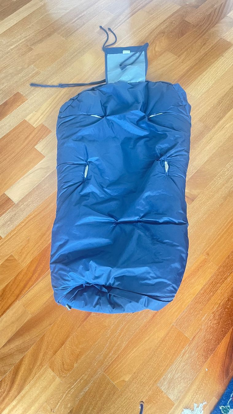 Kaiser Sacchi a pelo: Lammfellfußsack für Babys – Usato da Adliswil venduto da holod 2