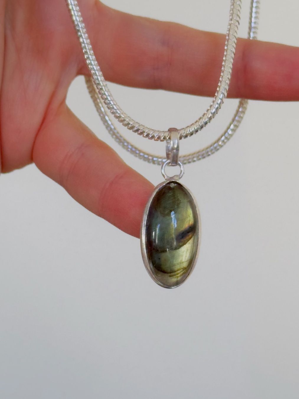 Catenine: Labradorite Gemstone Handmade Jewelry necklace – Nuovo e nell'imballaggio originale da Genève venduto da AGBERG 2