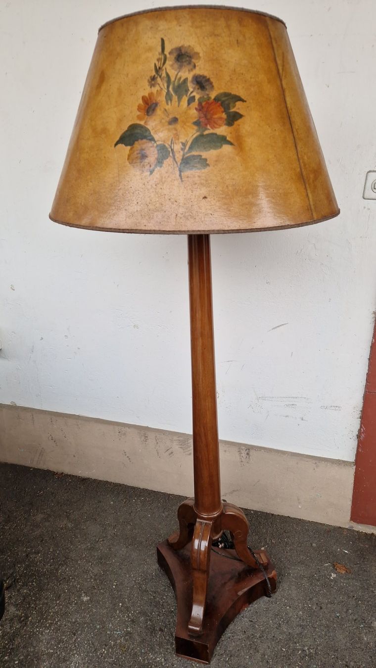 Lampade: Antike Ständerlampe / Stehlampe – Usato da Therwil venduto da Matz01
