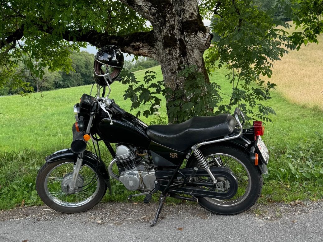 Yamaha Altro: Yamaha SR 125 - 1982 – Usato da Lausanne venduto da vik_8cdj