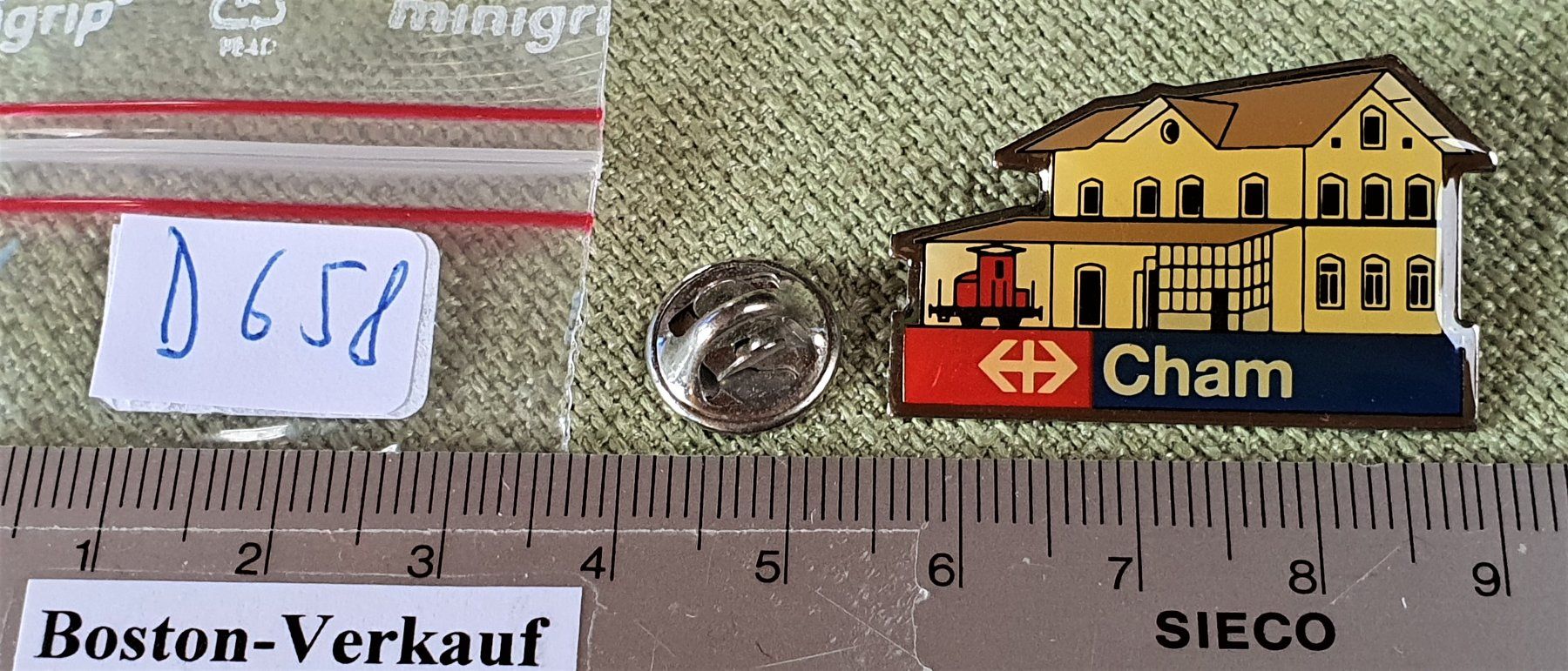 SBB/CFF/FFS Plaquettes & Badges: D658 - Pin SBB Bahnhof Cham Suisse – D'occasion à Reinach BL par Boston-Verkauf 2