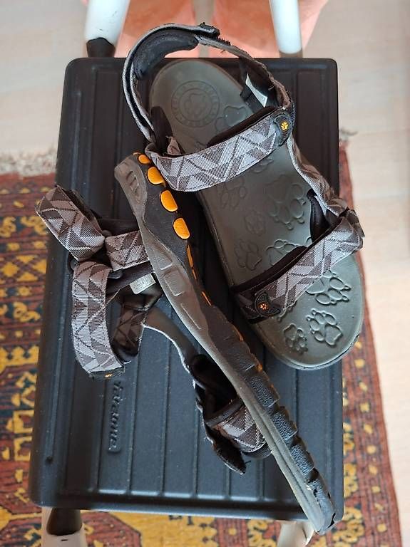 Damenschuhe: Wolfskin Sandaletten – Gebraucht aus Binningen von haliz 1