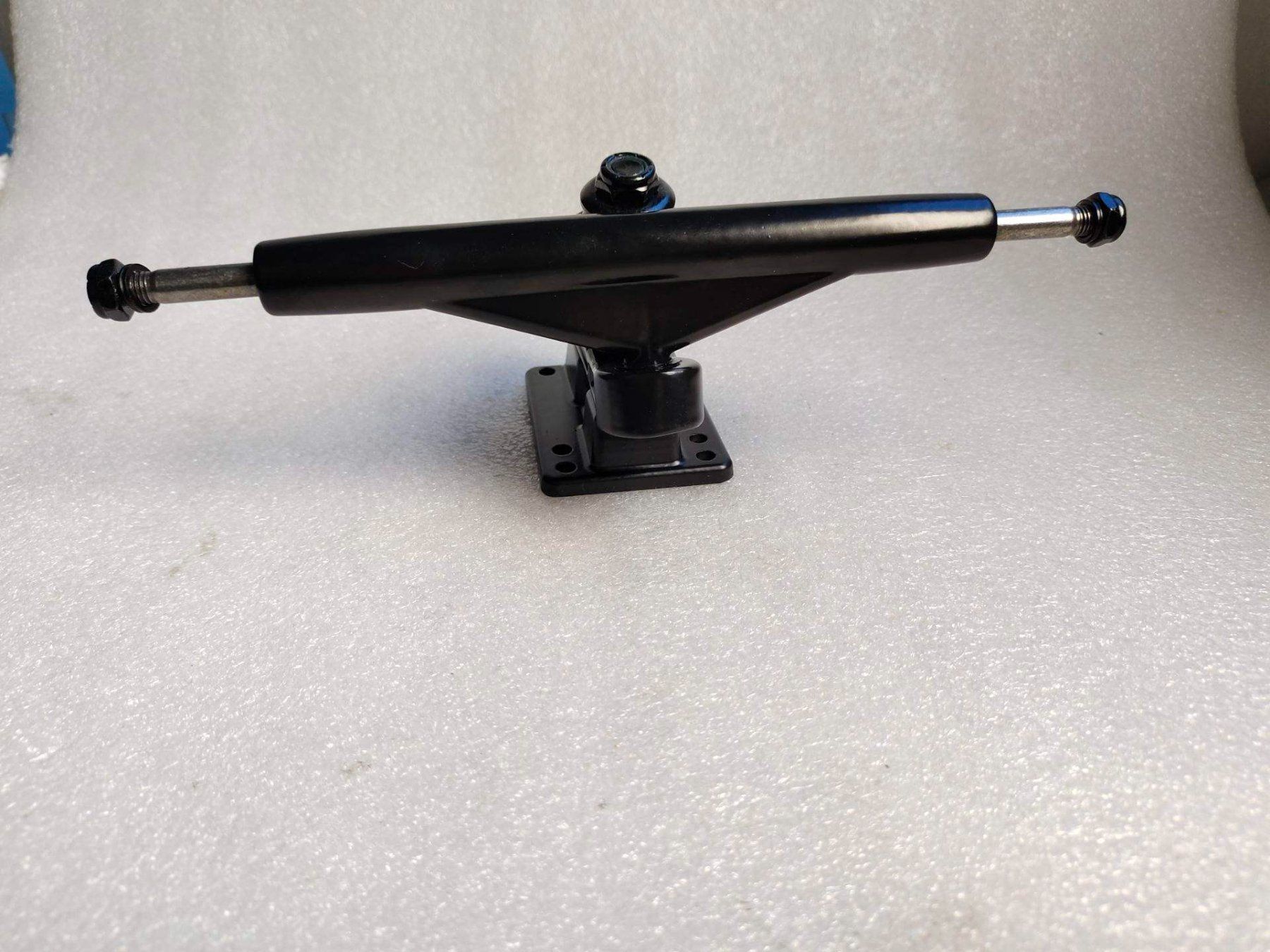 2x Axe (Trucks) - 2x double Kingpin longboards (Neu und ...