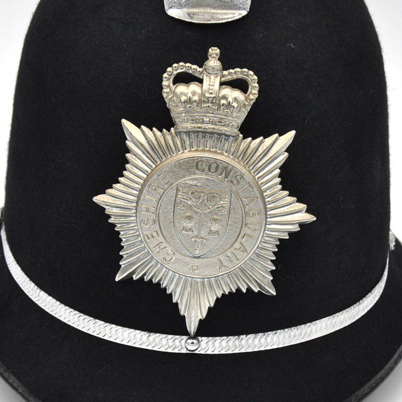 Abiti antichi: Bobbyhelm der Constabulary Cheshire – Usato da Uerkheim venduto da fabulafero 2