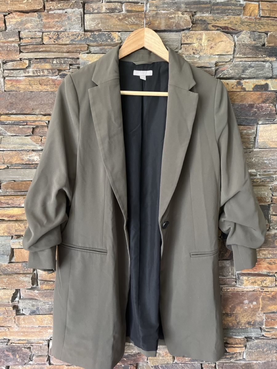 H&M Giacche: Damen Blazer H&M Khaki – Usato da Winkel venduto da Mandarinchen9