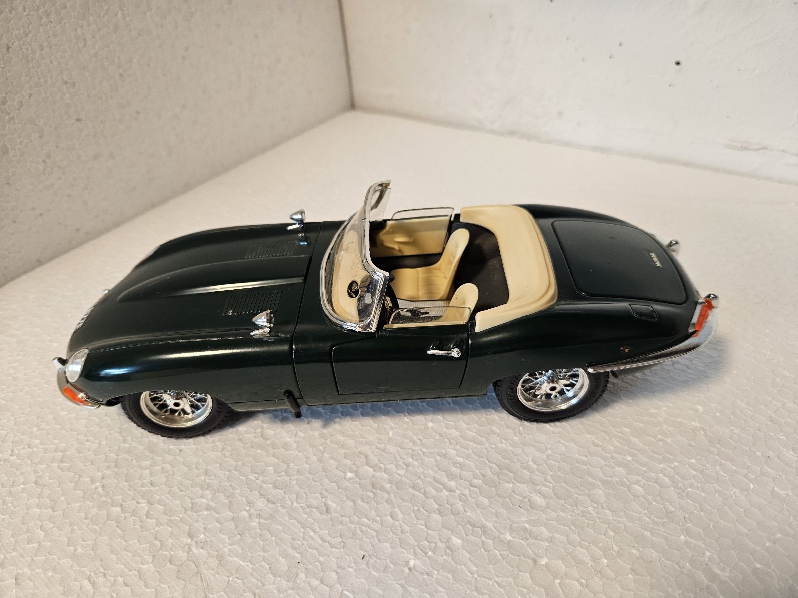 Bburago Modellini d'auto: Bburago Modellauto – Usato da Haslen GL venduto da Sandra40