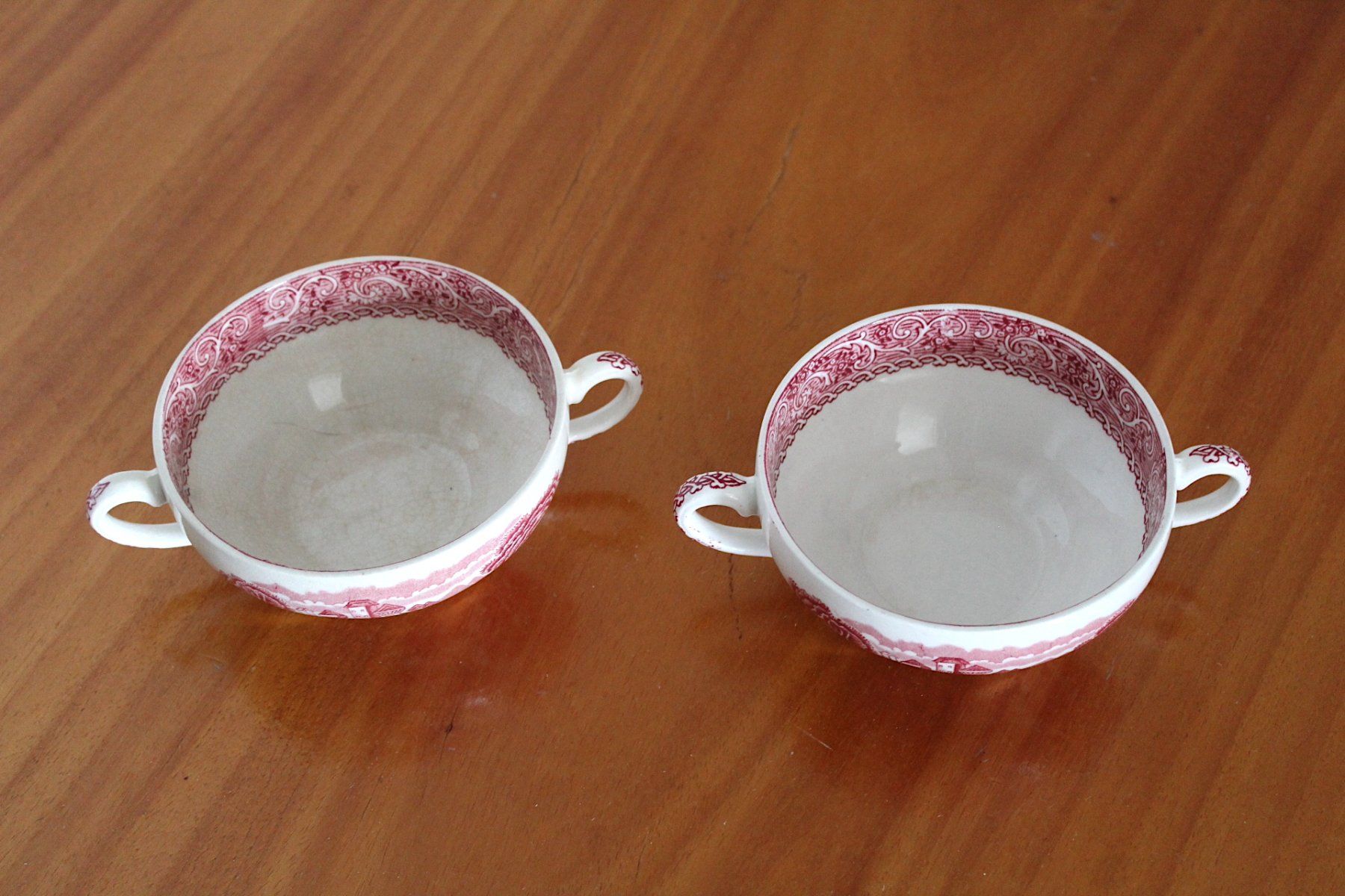 Ciotole: 2 Schalen , Royal Warwick, England, – Usato da Locarno venduto da fripui 1