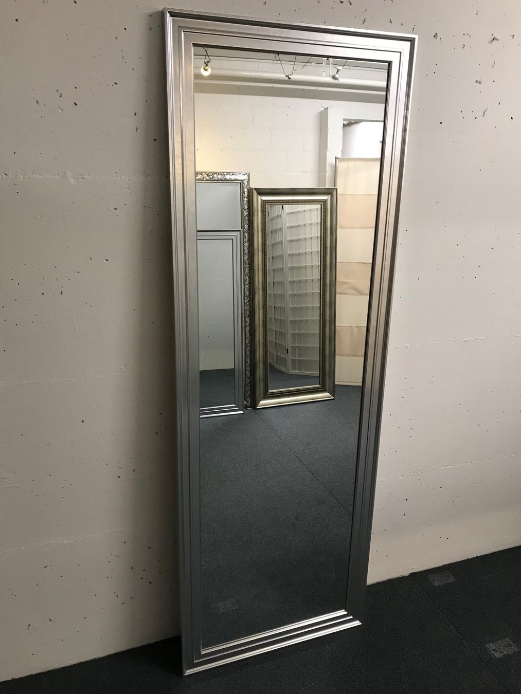 Spiegel: Spiegel GRETCHEN Rahmen silber 63 x 183 cm – Neu und originalverpackt aus Unterentfelden von moebelrufli 2