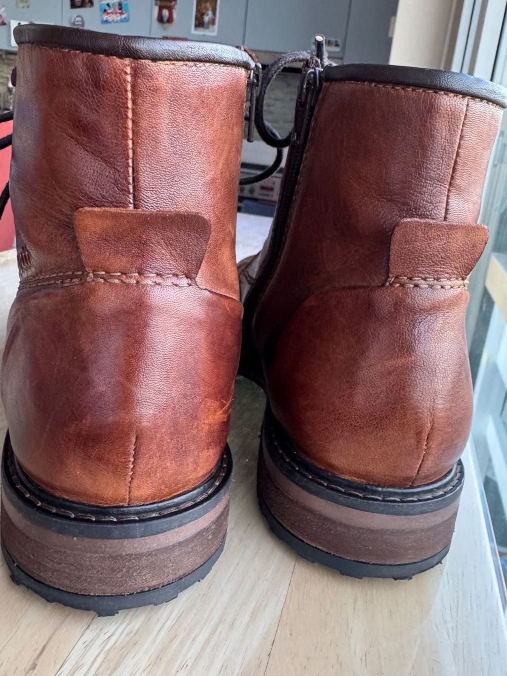 Bugatti Scarpe da uomo: Bugatti Boots in der Farbe Cognac Grösse 43 - NP Sfr. 159.- – Nuovo (secondo la descrizione) da Zürich venduto da Amaretto_zh 3