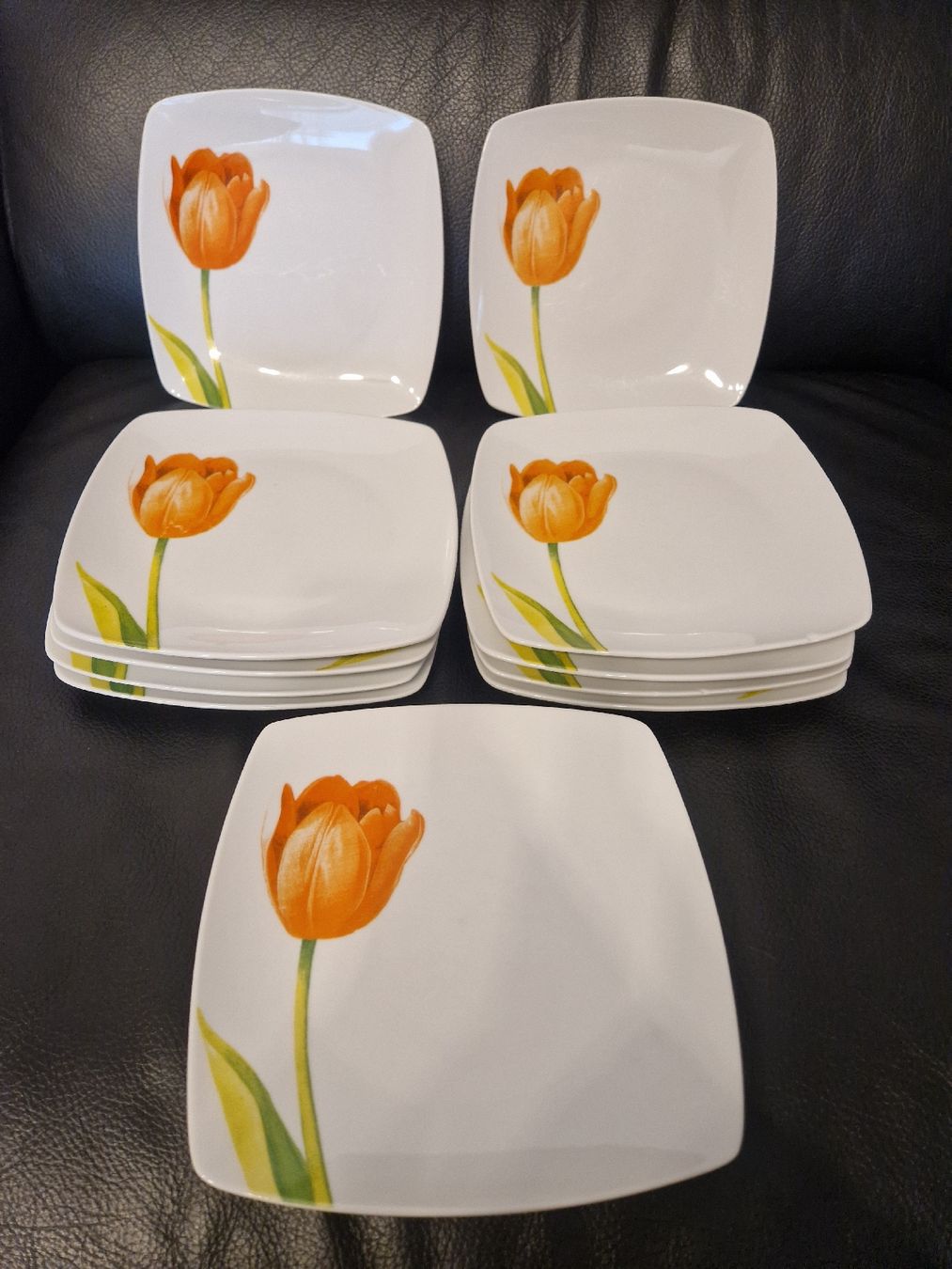 Services de table: Service de table "Tulipe" 12 personnes – D'occasion à Penthaz par Sosotroc 3