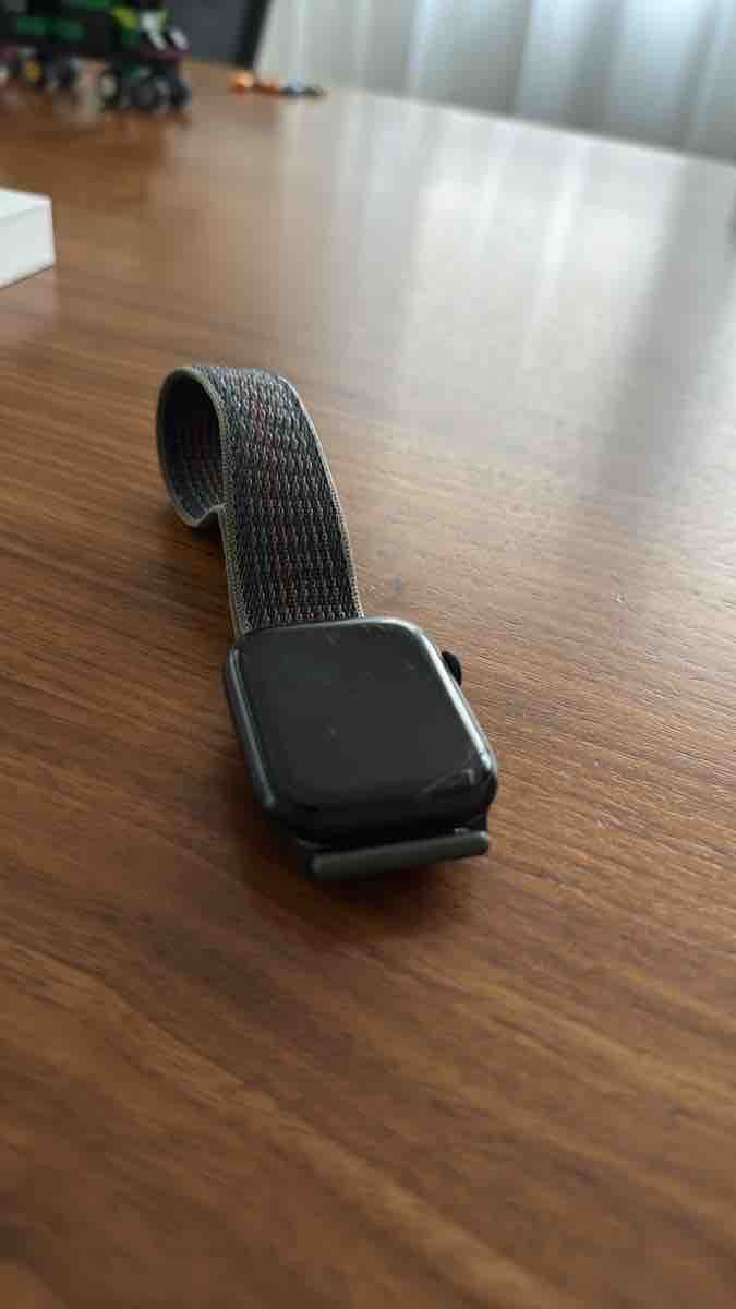 Apple Smartwatch: Apple Watch 8 – Usato da Herisau venduto da roe_m52t 3