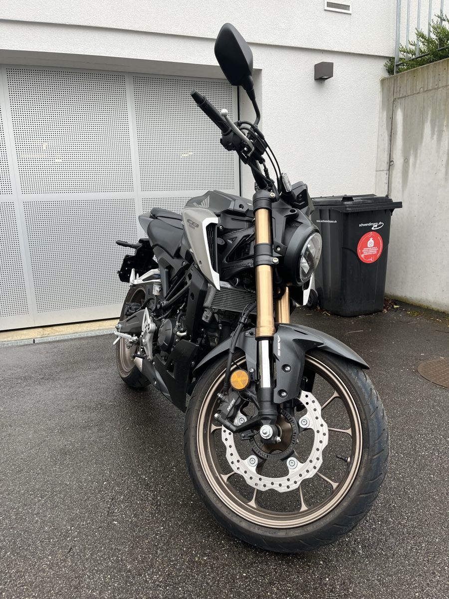 Honda Strasse: Honda CB 125 R – Gebraucht aus Spiegel b. Bern von Cristiansells 1