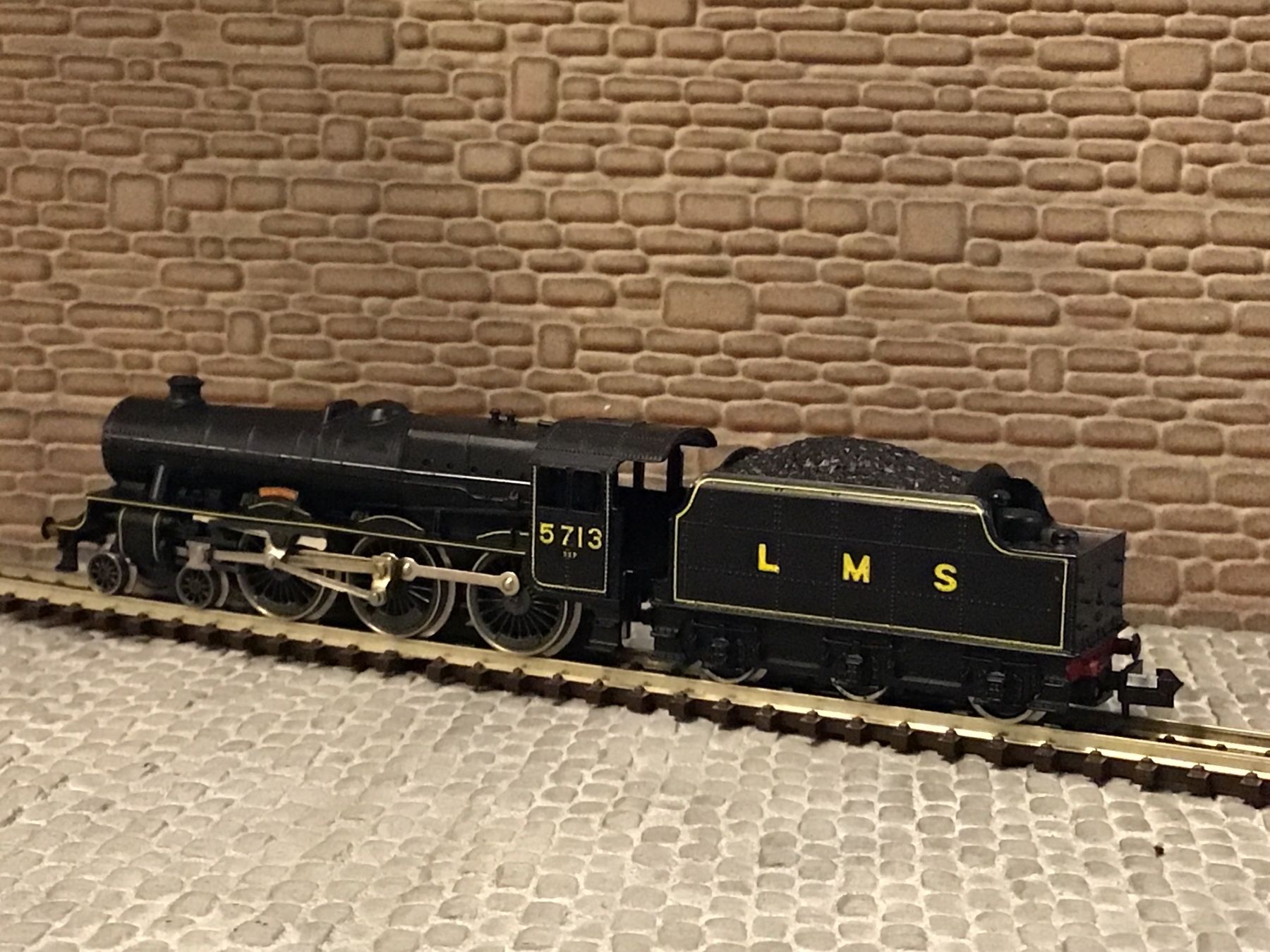 Rivarossi Modellini di ferrovie: Modelleisenbahn LMS 5713 - Rivarossi N – Usato da Männedorf venduto da Modell-Spezialisten 1