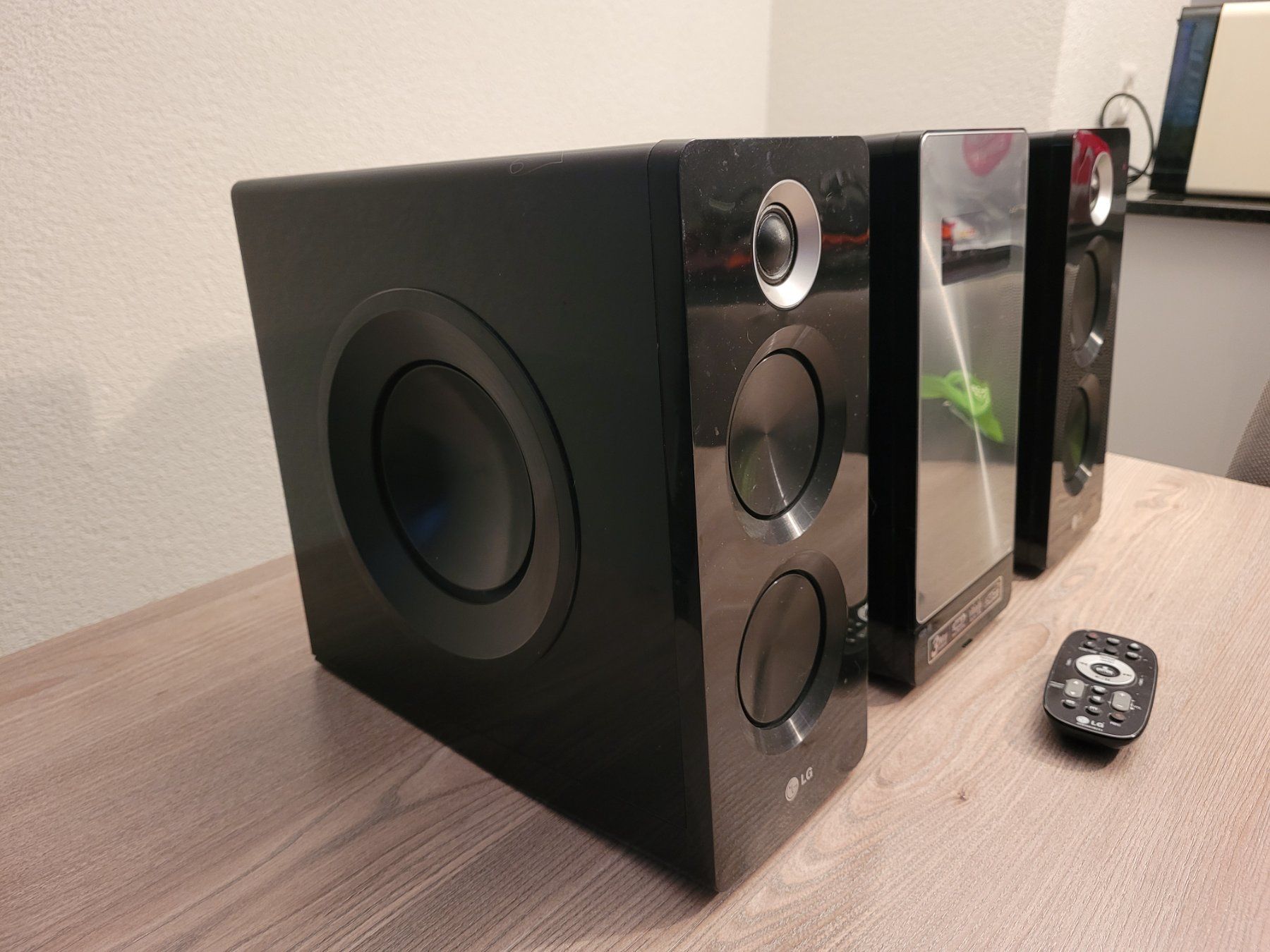 LG Casse acustiche: Hi-fi System LG FA166 – Usato da Marly venduto da vonque 2
