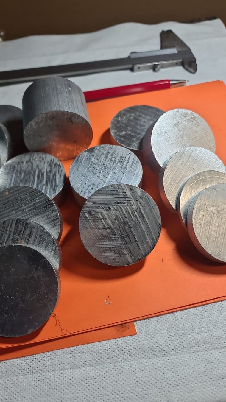 Autres fournitures industrielles: Alu teilen – D'occasion à Egerkingen par ogi3131 1