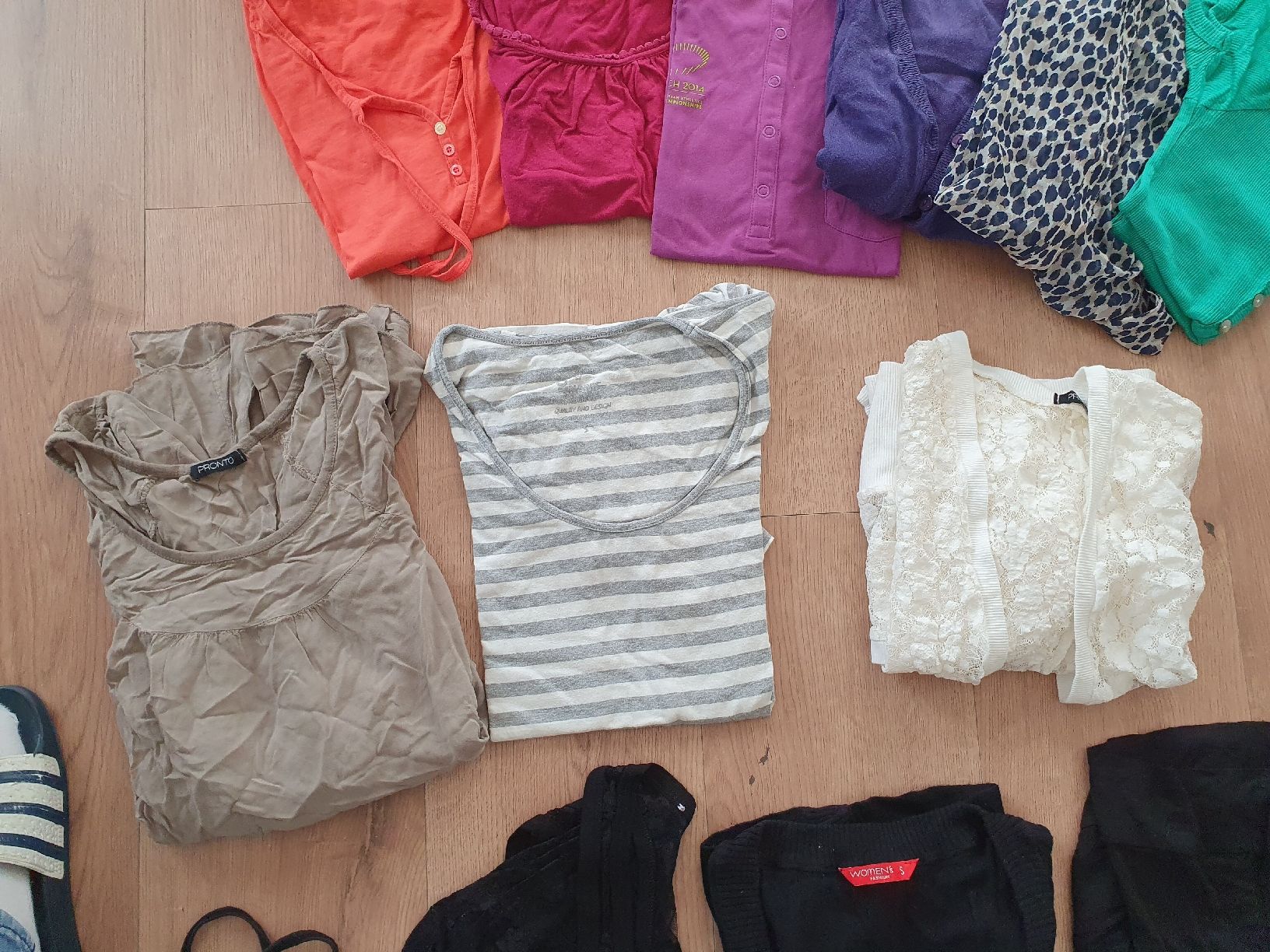Lotti di vestiti: Damen Kleiderpaket in der Grösse S/ 36 – Usato da Niederönz venduto da STI88 2