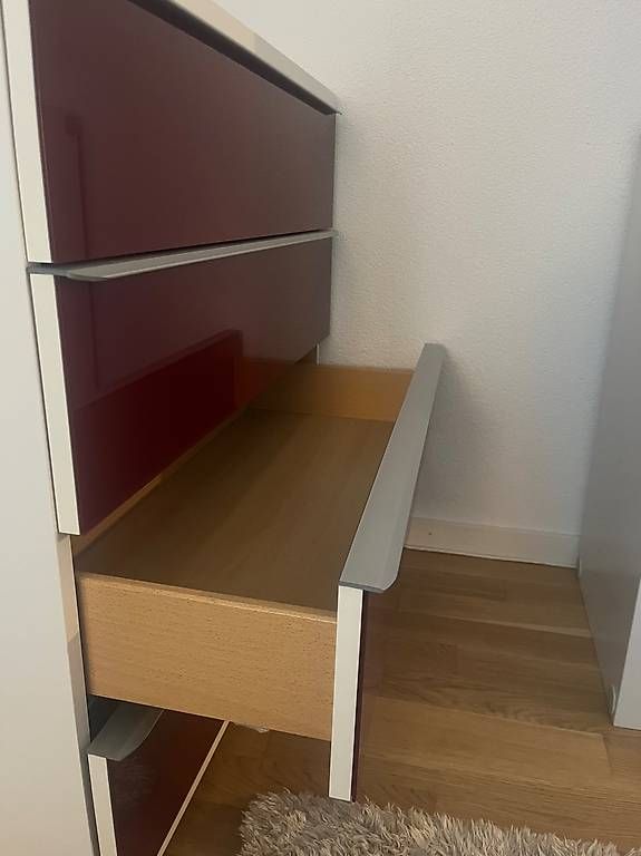 Commodes: Möbel Pfister Kommode mit vier Schubladen – D'occasion à Kloten par lauraamonicaa 3