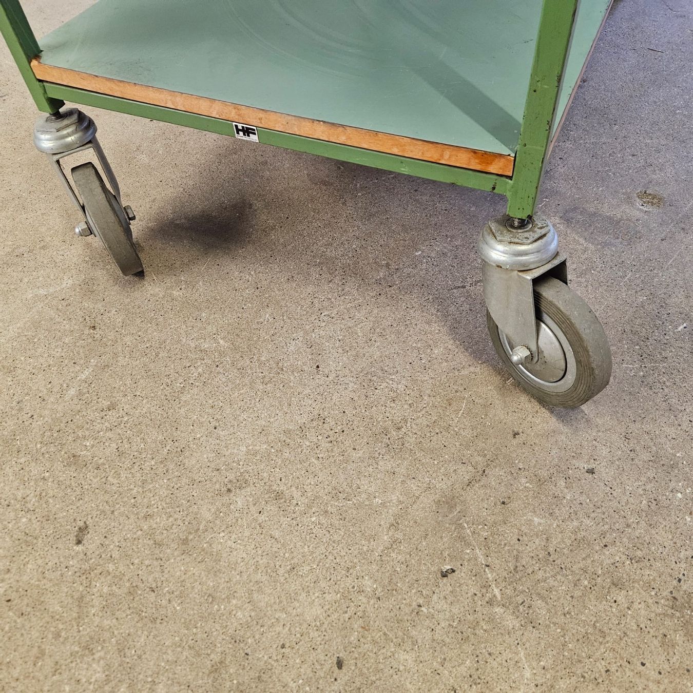 Laborzubehör: Laborwagen – Gebraucht aus Niederdorf von LeptonAG_Labor 3