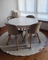 Table blanche extensible ronde Ikea Bjursta