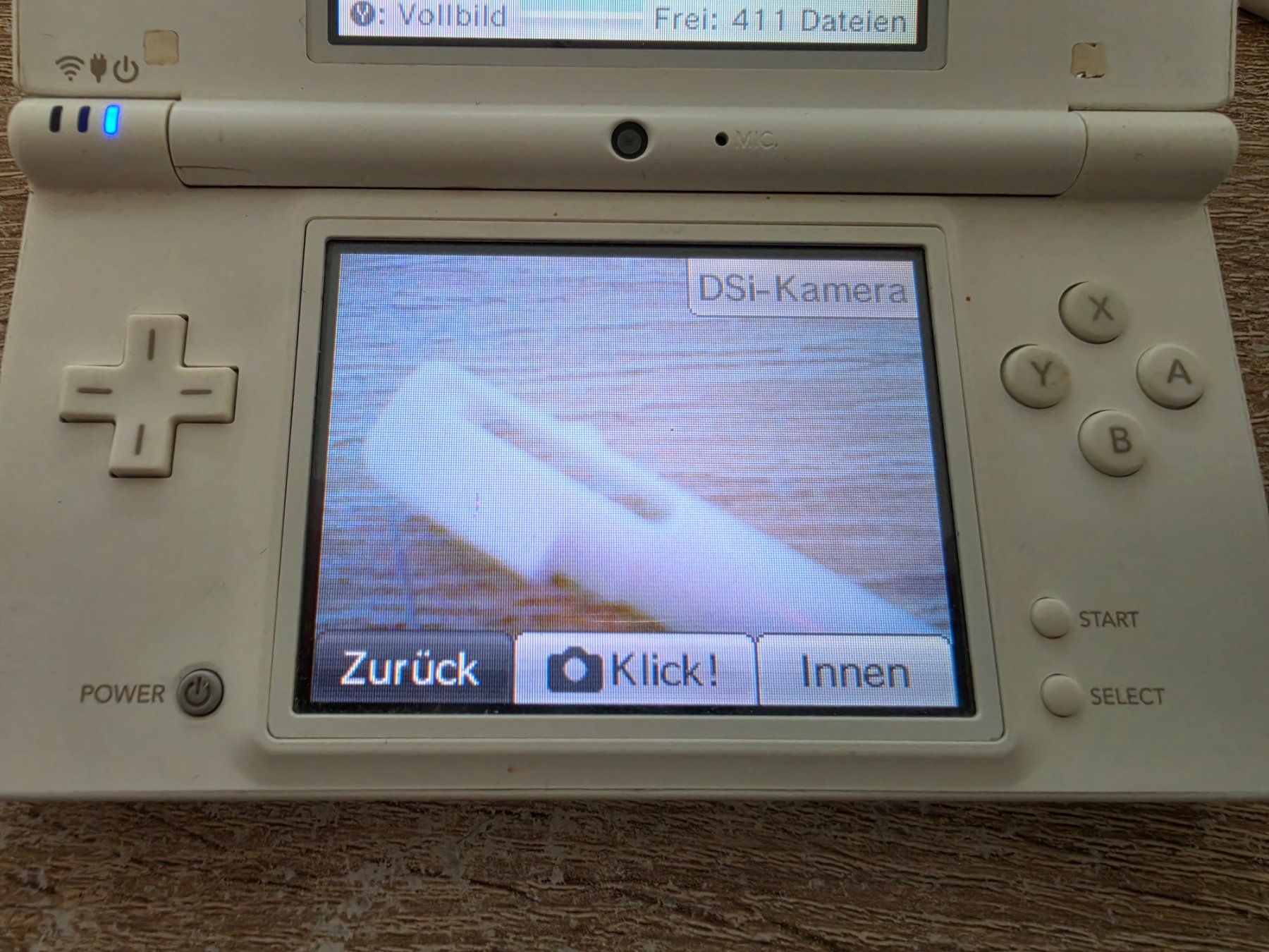 Nintendo Konsolen: Nintendo DSi weiss mit Ladekabel – Gebraucht aus Sempach von Knuckles17 3