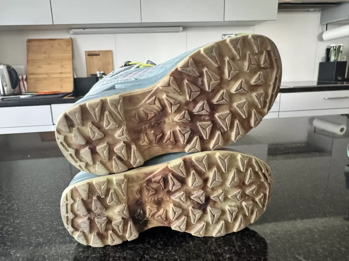 Lowa Scarpe da uomo: Lowa Wanderschuhe – Usato da Birmensdorf ZH venduto da Mieze1986 1