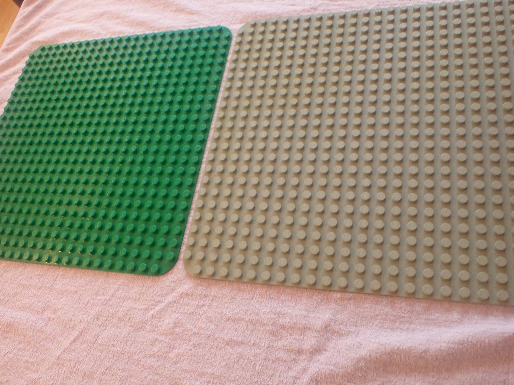 Lego Baukästen: 2 grosse originale Lego DUPLO Platten – Gebraucht aus Geroldswil von boy5toy 7