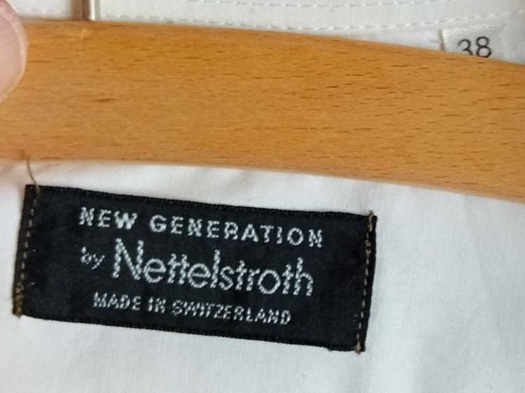 Camicie: Elegantes Weisshemd Gr. 38, Nettelstroth, Swiss Made – Usato da Arch venduto da Roli67 2